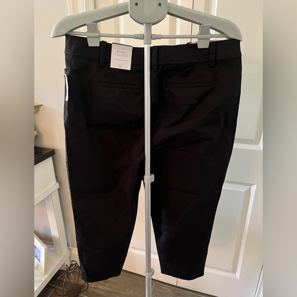 Talbots Black Perfect Crop Pants NWT - Picture 6 of 7